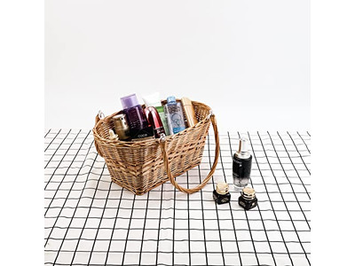 Set da Picnic da Spiaggia Stile Country Cestino Isolato con Scatole Marchiate